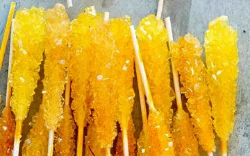 نبات، اکسیر سلامتی یا سم سفید؟ 21 خاصیت و مضرات نبات برای مردان + چه کسانی نباید مصرف کنند؟