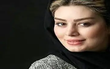 سلفی آینه ای داخل آسانسور سحر قریشی و شیما مرزی، با پوشش و ظاهر متفاوت