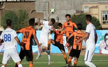 توقف مس کرمان برابر ملوان/ زور سر و ته جدول به هم نرسید