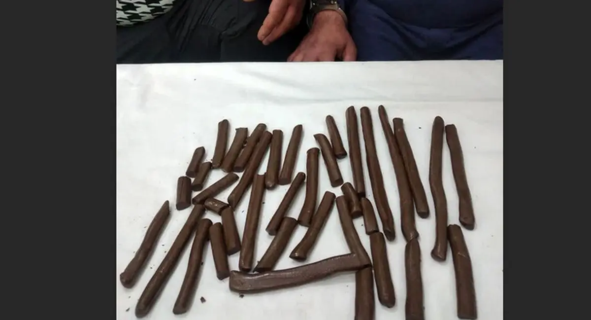 مسافر پرواز یزد معده اش پر از تریاک بود