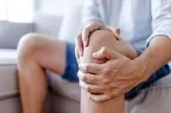 درمان نرمی غضروف زانو با فیزیوتراپی؛ موثرترین روش‌ها و نکات کاربردی