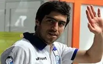 خسرو حیدری نیمکت نشین می شود؟