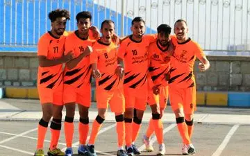 بادران با توپ پر به میدان می آید