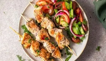 طرز تهیه جوجه کباب اسلوکی؛ کباب یونانی خوشمزه با طعمی بی‌نظیر