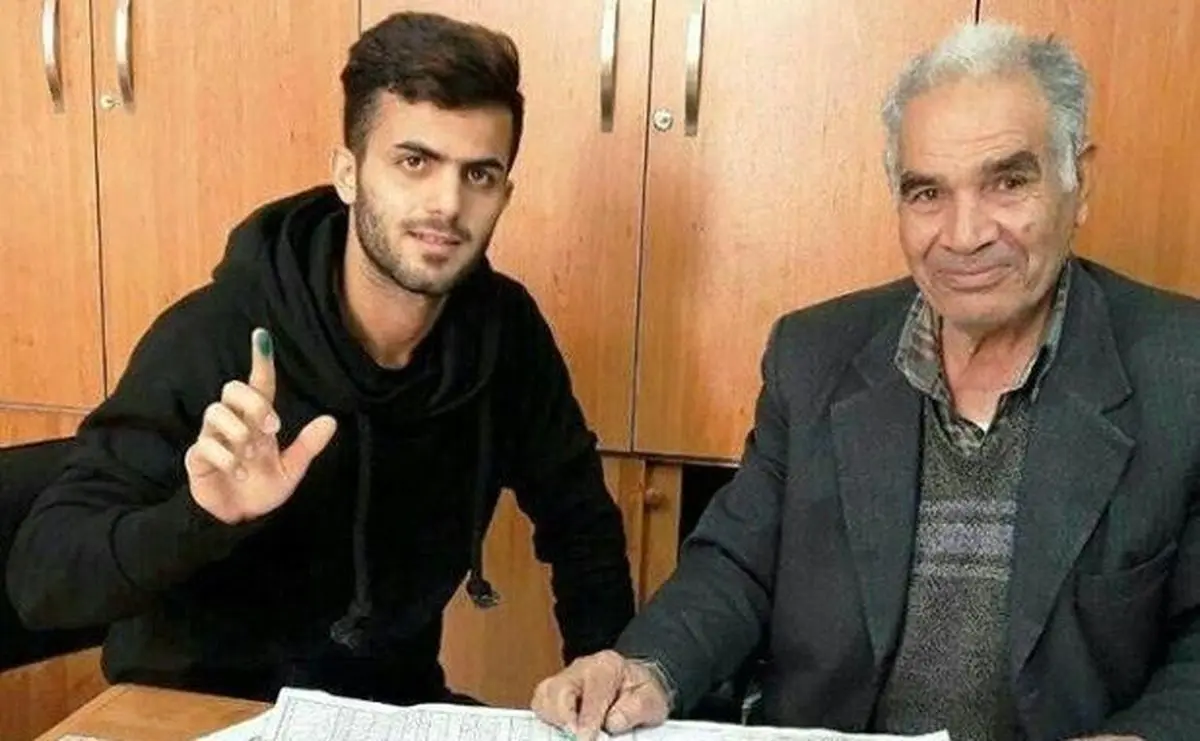  ثبت قرارداد عبدی در هیات فوتبال اصفهان 