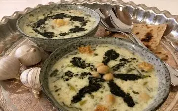 طرز تهیه آش دوغ مازندرانی مرحله به مرحله