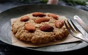 طرز تهیه کوکی بادامی؛ خوشمزه و مناسب برای میان‌وعده