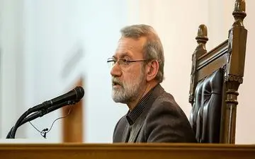 پاک‌آیین: تشکیل فراکسیون منصرفین انتخابات مجلس به ریاست علی لاریجانی کذب است