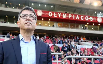 رقم پیشنهادی پرسپولیس به سرمربی یونانی مشخص شد + عکس