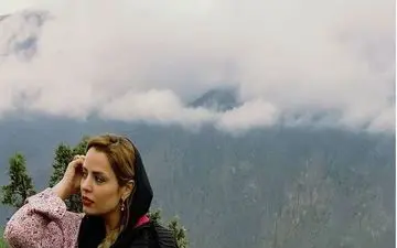 پوشش و ژست های جالب سپیده خداوردی در طبیعتی زیبا (عکس)