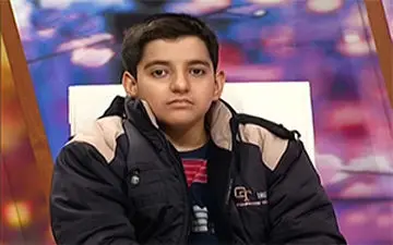 نوجوان معلول 13 ساله، قهرمان شنای کشور/ افتخار آفرینی تنها با یک دست! + فیلم