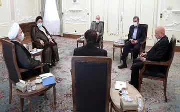 گزارش روند پیشرفت روزافزون توسعه و تولید در کشور در جلسه سران قوا ارائه شد.
