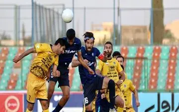 باشگاه پیکان از داور بازی با سپاهان شکایت کرد