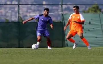 تغییر مسیر ستاره استقلالی/ او برای آغاز لیگ لحظه شماری می کند