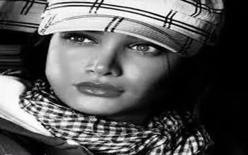  تینا آخوندتبار با تیپ و ظاهر متفاوت