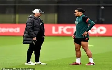 برگ برنده لیورپول؛ بازگشت صلاح و فن دایک به تمرینات