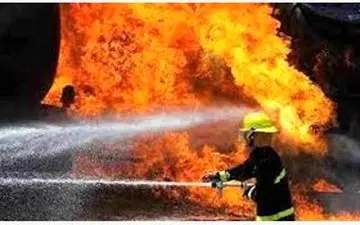 فوری/آتش سوزی هولناک در انبار گوگرد پالایشگاه اصفهان/100 کارگر بشدت آسیب دیدند