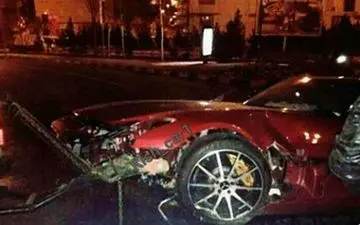 تصادف وحشتناک بنز ۵ میلیاردی در تبریز را ببنید!+ عکس