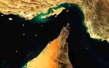  عبور چند کشتی هندی از تنگه هرمز 