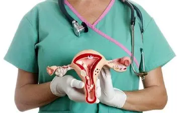 کمر درد و عفونت لگن: چگونه این دو مشکل به هم مرتبط هستند؟