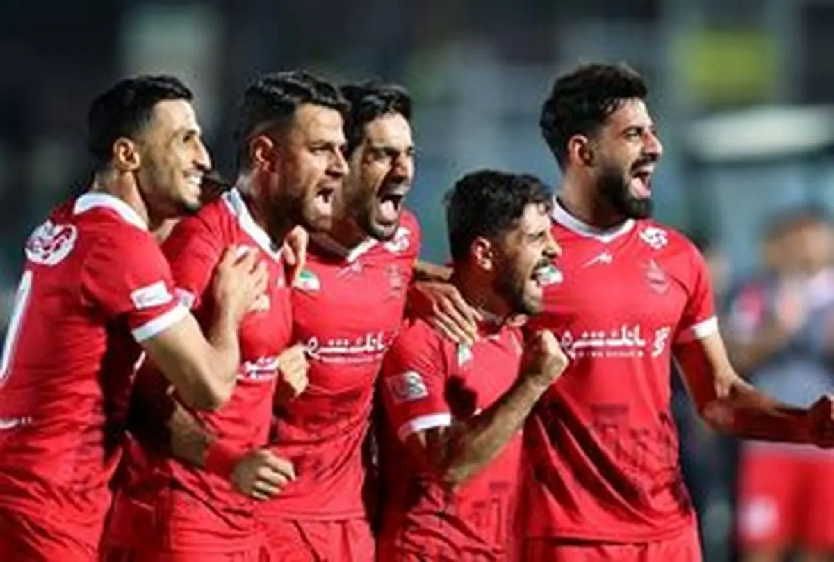 پرسپولیس برای ماندن هاشمیان برد/ یک تیم پشت هلیکوپتر