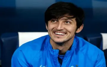 سردار آزمون، پادشاه جدید شباب الاهلی! رونمایی باشکوه از ستاره ایرانی
