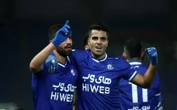 وقتی ستاره استقلال در یک قدمی ضربه مغزی بود ؛ واکنش ستاره فرهاد به مصدومیت بزرگ