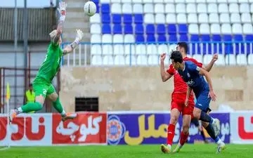 نیمه اول فولاد و ملوان برنده نداشت