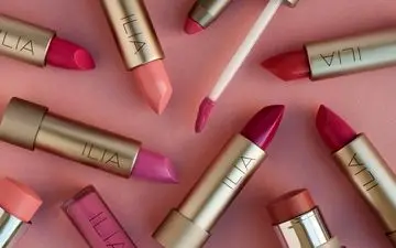 اگه عاشق رژلب هستی این مطلب رو از دست نده|  با من در دنیای رژ لب ها قدم بزنید
