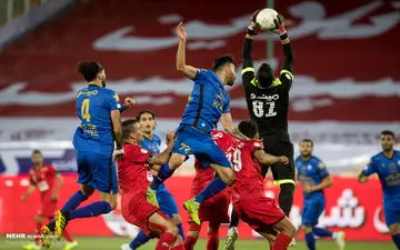 رقیبان حامد لک و حسین حسینی، بازنده تساوی در دربی