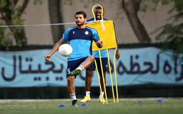 بازگشت مهره کلیدی به قلب دفاع؛ مدافع استقلال آماده نبرد آسیایی
