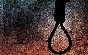 مردی که همسر خود را کشته بود در ملاعام به دار مجازات آویخته شد