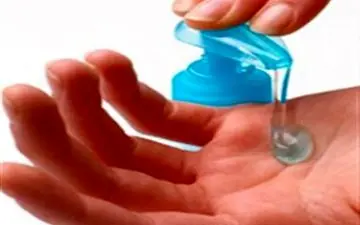 محلول ضدعفونی کننده دست با نام تجاری " آذر" تقلبی است