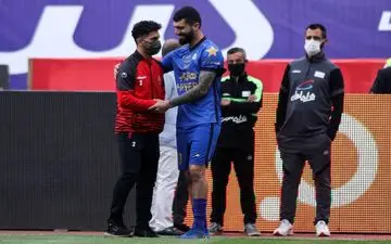 حاشیه دربی 95|اعتراض های متوالی به داور