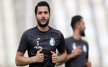 غلامی راهی بیمارستان شد
