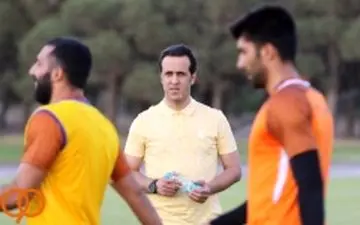 گزارش ویژه/ نفت تهران در وضعیت قرمز؛ علی کریمی جواب مدیران باشگاه را نمی دهد