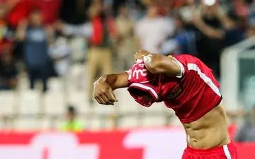 پرسپولیس با یک مهاجم سوئدی توافق کرد
