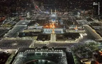 تصویر هوایی از حضور میلیونی زائران رضوی در لحظه تحویل سال