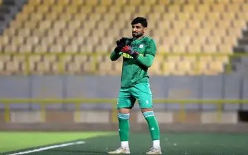 دو مهار از دو پنالتی؛ دروازه بان سابق پرسپولیس، سوپرمن لیگ آزادگان شد