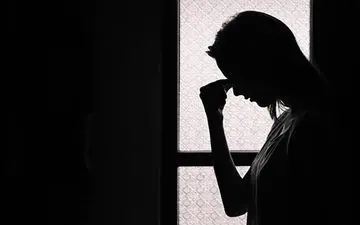 آزار سیاه در مطب خانم دکتر + عکس