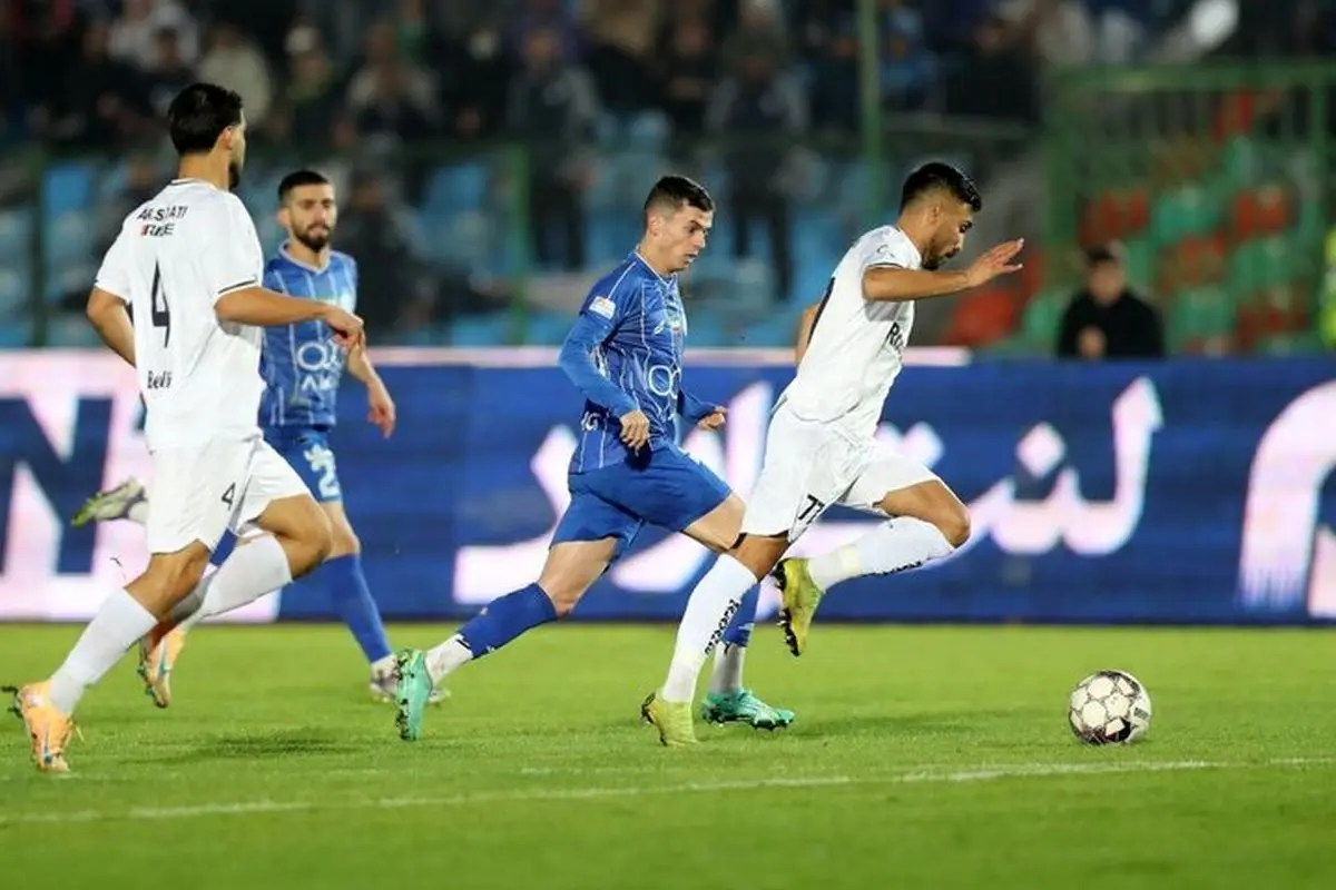 
تساوی بدموقع استقلال مقابل ملوان؛ قوی سپید با امتیاز از تهران رفت
