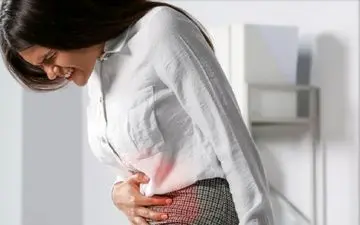 گرفتگی عضلات شکم در زنان چه دلایلی دارد؟

