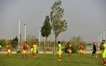 اتفاق عجیب برای فولاد/ 9 بازیکن اردوی این تیم را ترک کردند