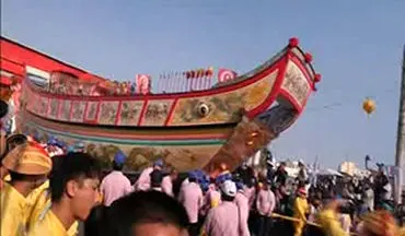 جشنواره قایق‌های سوزان در تایوان + فیلم 