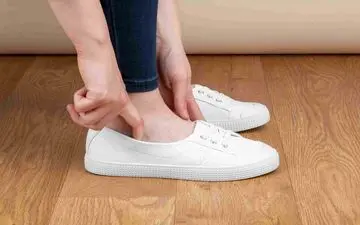 اگر کفش نو پایتان را می زند بخوانید| چند راهکار برای نرم کردن کفش نو
