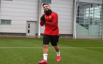 حرکت جنجالی بازیکن یونایتد در داربی منچستر