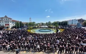 مراسم عزاداری روز عاشورا در رشت + ویدئو