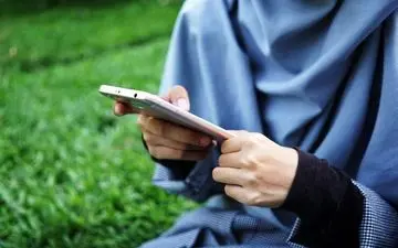 پیشنهاد بی‌شرمانه و انتشار عکس‌ها؛ دختر جوان قربانی فریب پسر شیاد در فضای مجازی شد!