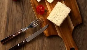پنیر را هرگز با این مواد غذایی نخورید!