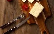 پنیر را هرگز با این مواد غذایی نخورید!